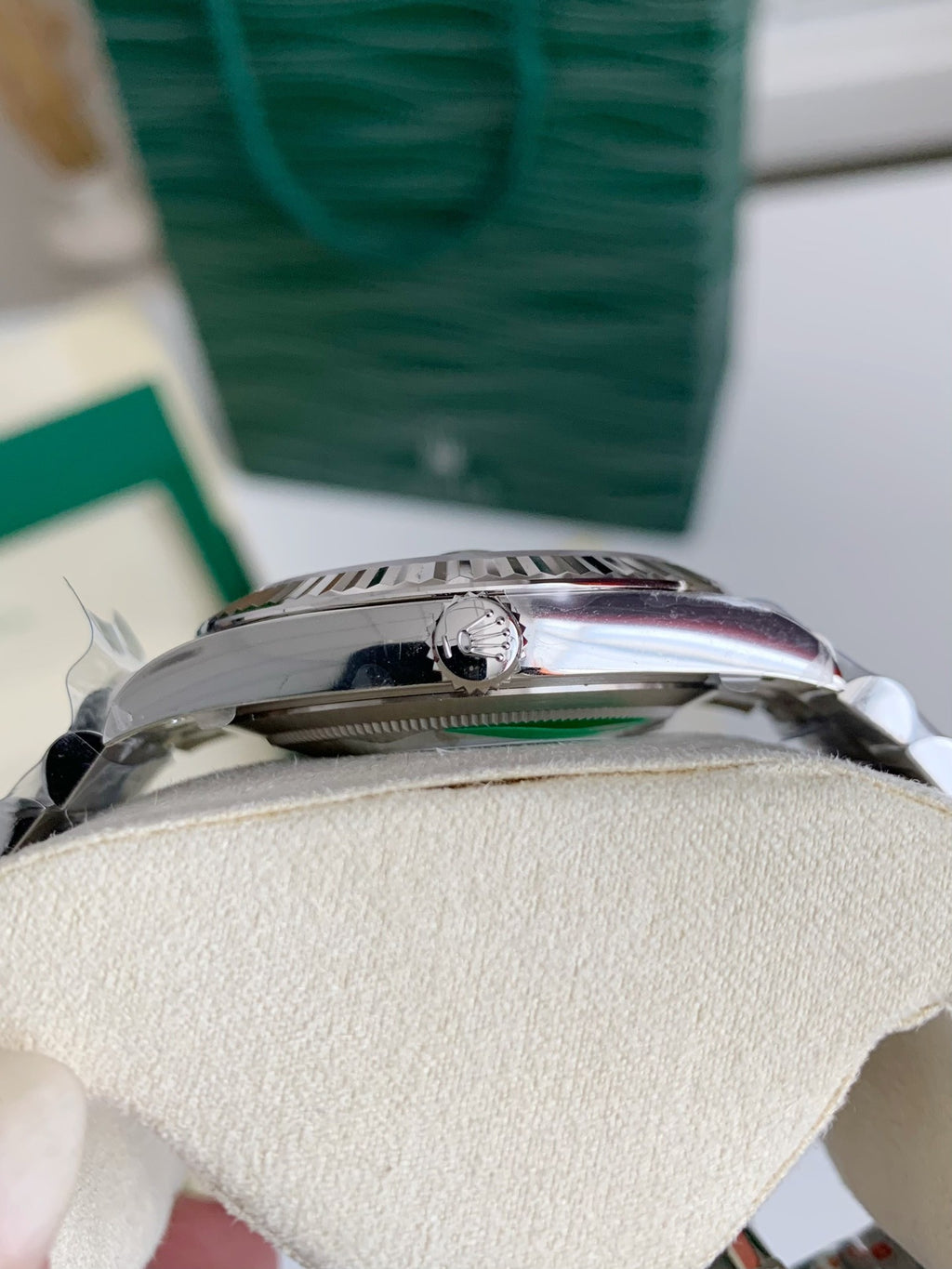 Oyster Perpetual Datejust 41mm – Slate Grey Dial, Roman Numerals