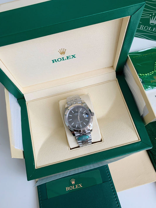 Oyster Perpetual Datejust 41mm – Slate Grey Dial, Fluted Bezel