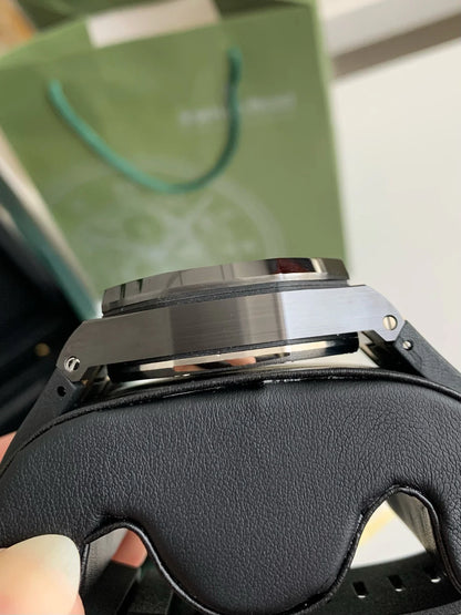 Royal Oak 44mm Watch