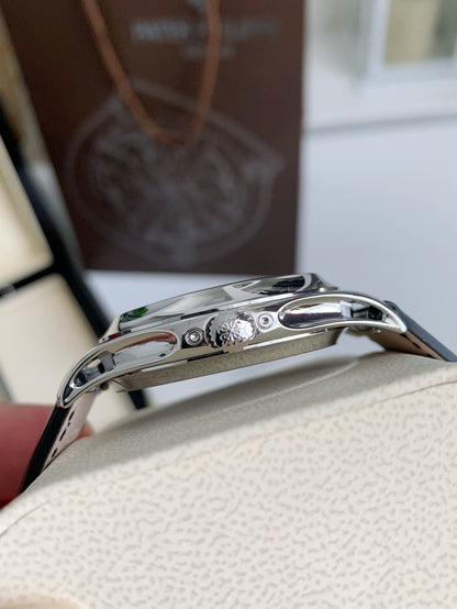 Grand Complications 5205G-013 – Black Dial, Leather Strap | 40mm
