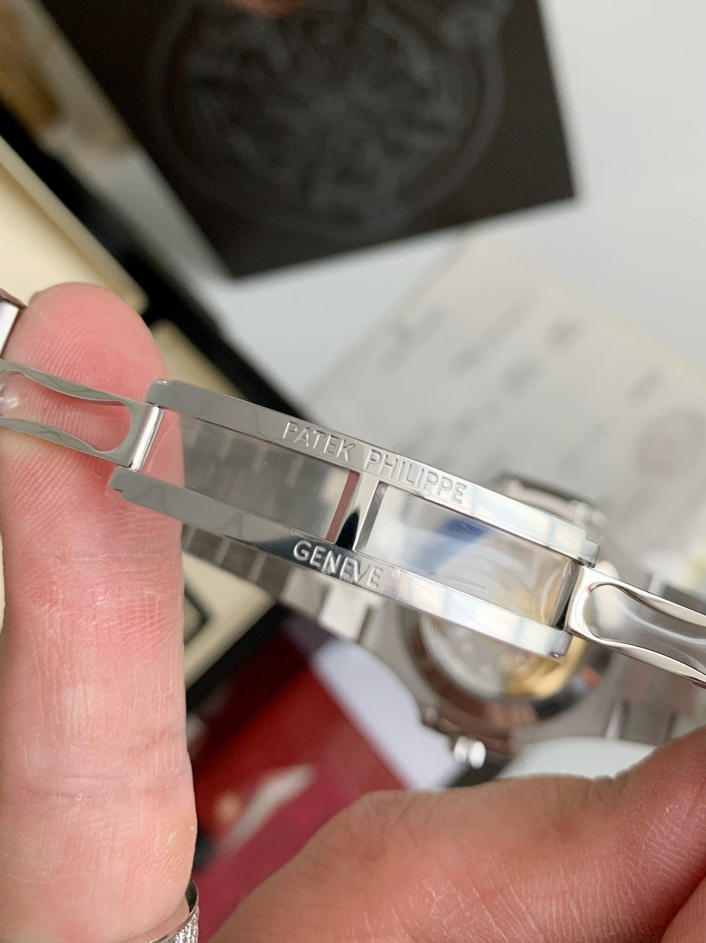 Nautilus 5726 Moonphase Automatic – Blue Dial, Stainless Steel Bracelet | 40.5mm