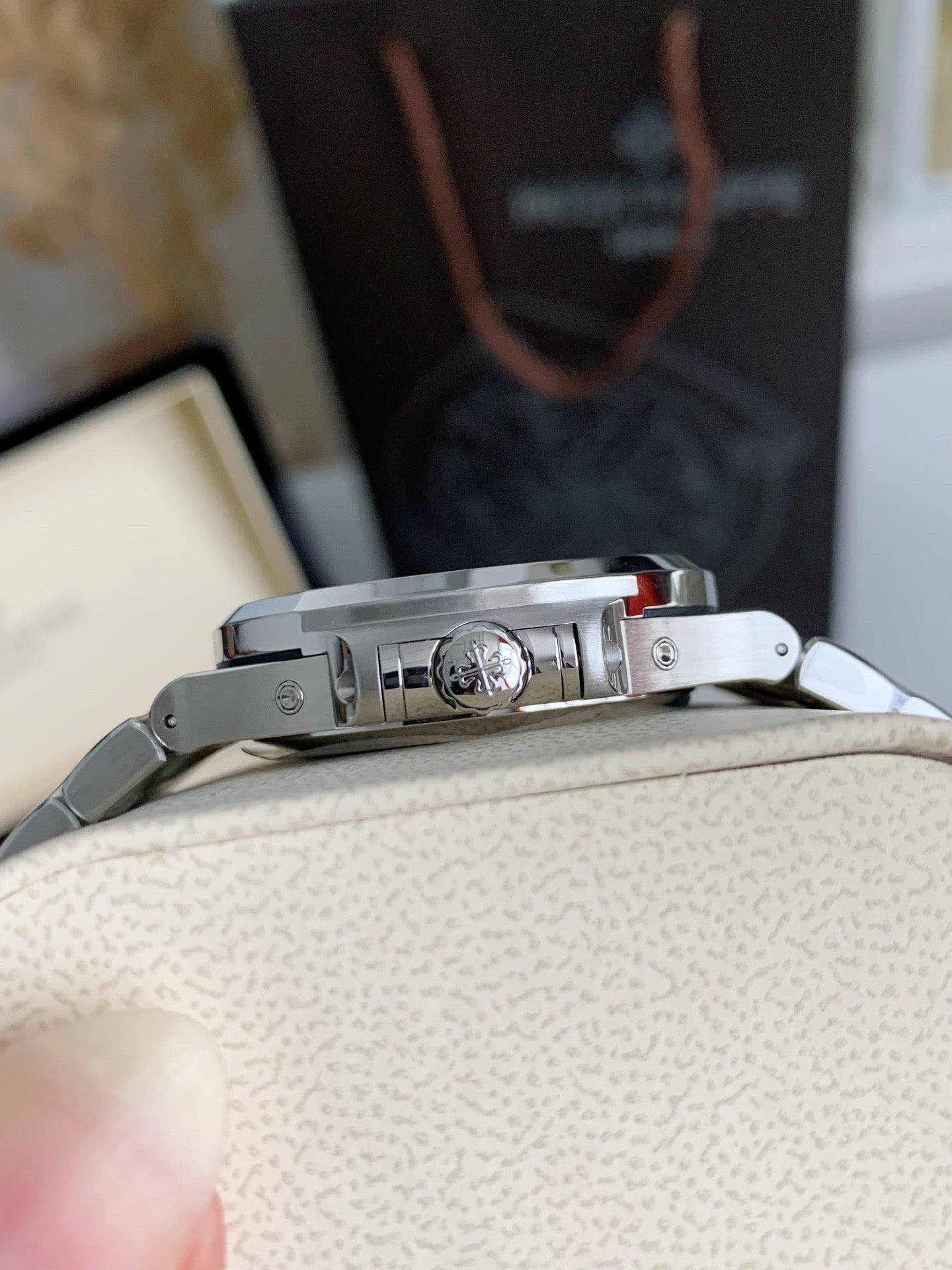 Nautilus 5726 Moonphase Automatic – Blue Dial, Stainless Steel Bracelet | 40.5mm