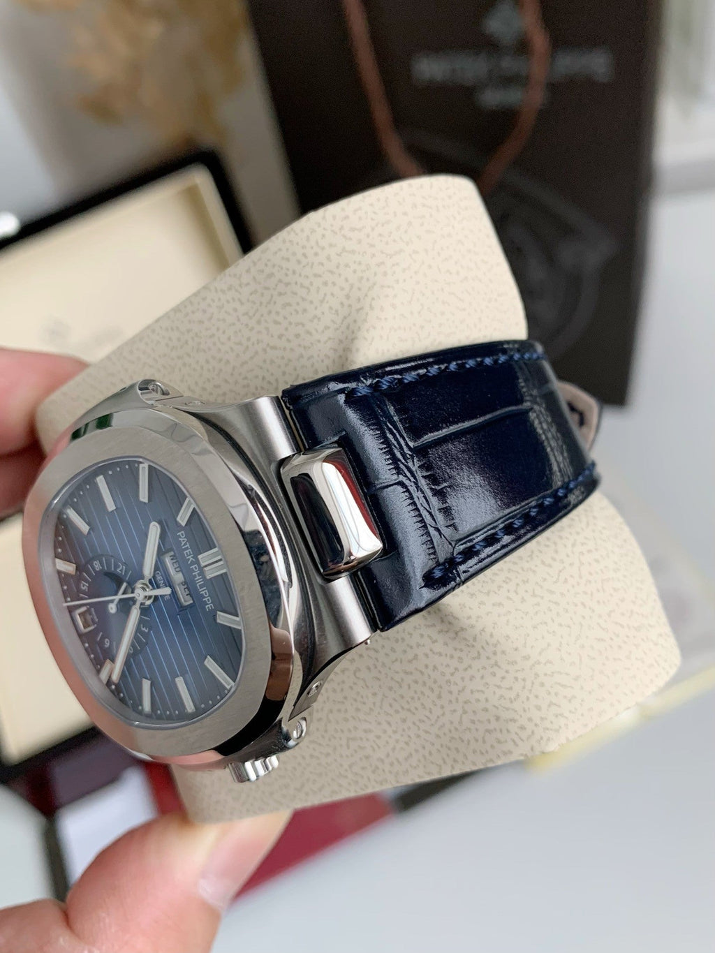 Nautilus 5726 Moonphase Automatic – Blue Dial, Leather Strap | 40.5mm