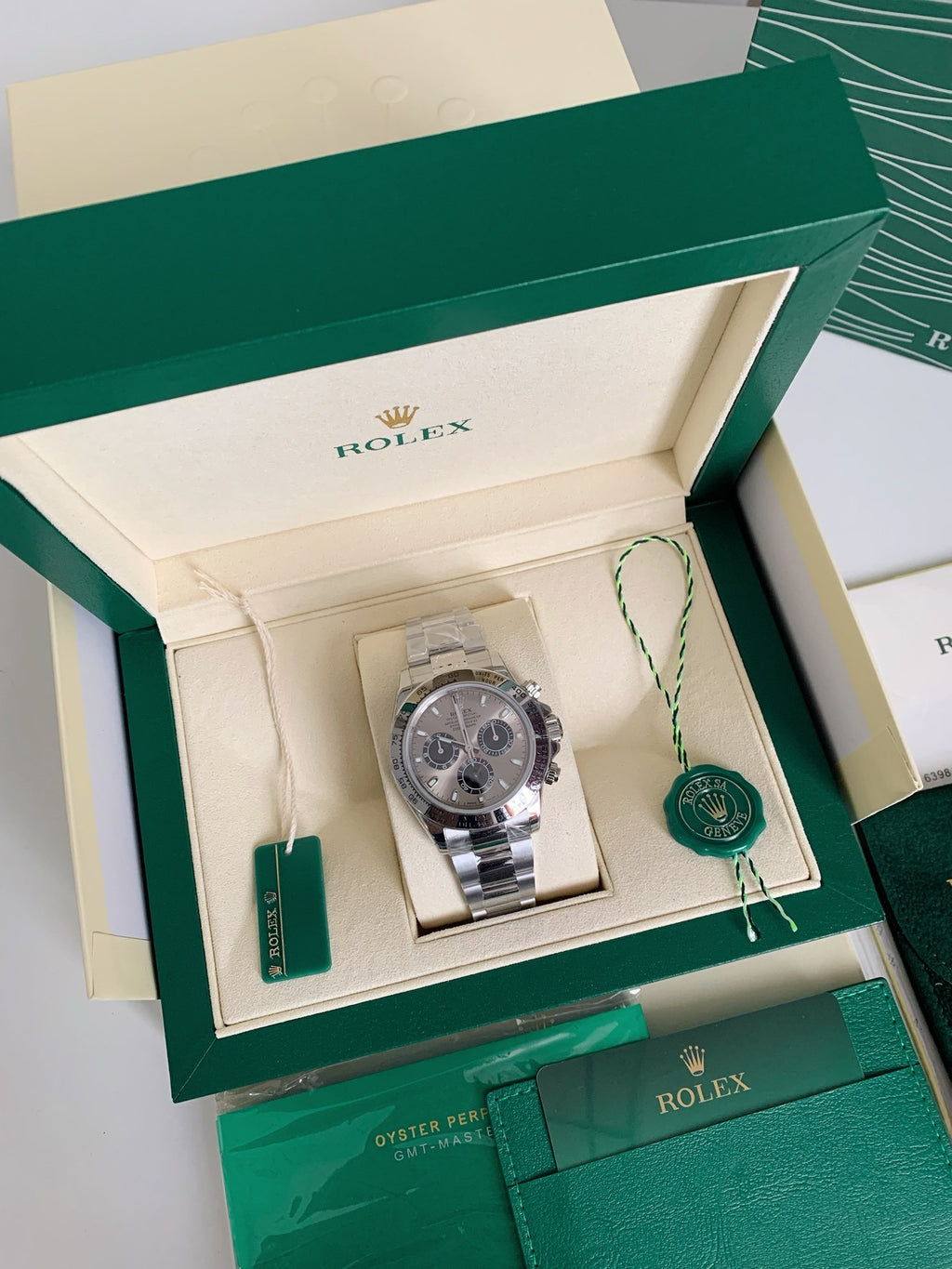 Cosmograph Daytona Watch, Cal. 4130 Movement, 40mm