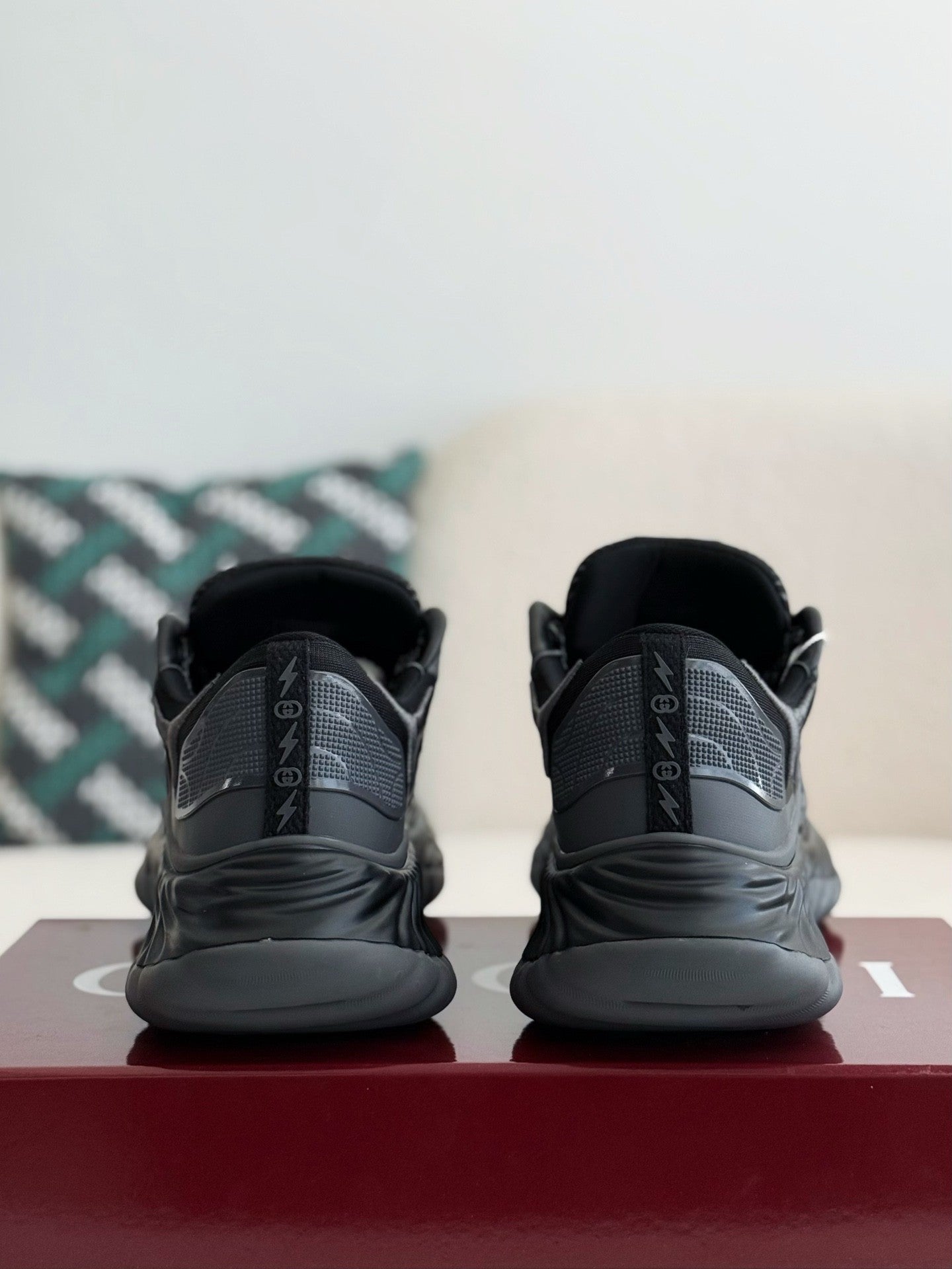 Ripple Black Chunky Sneakers