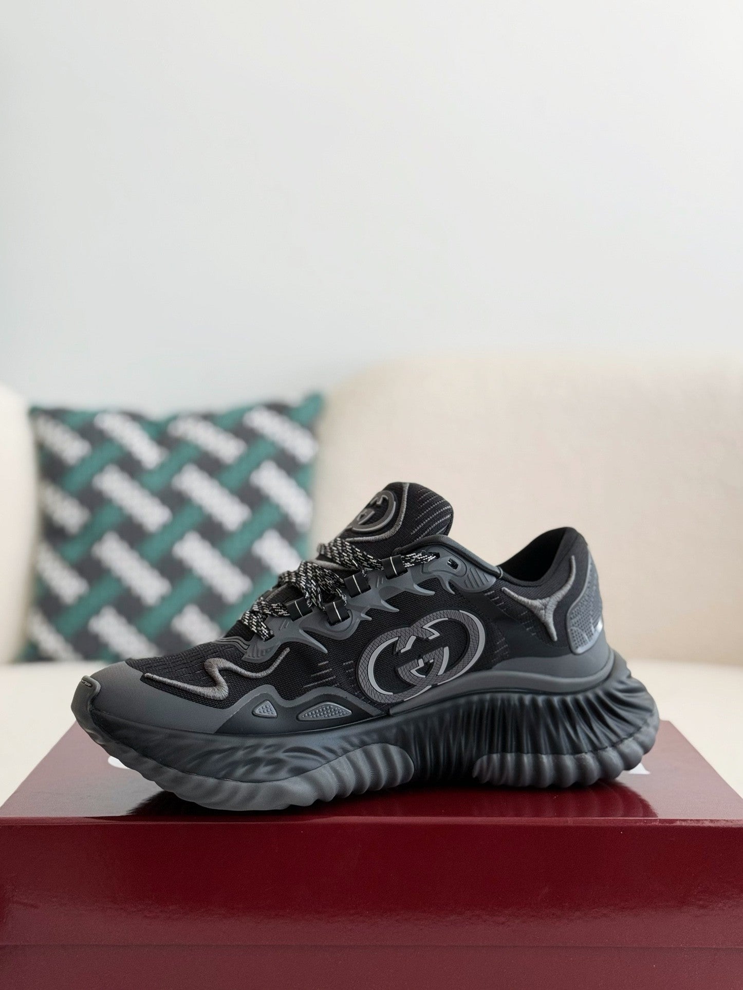 Ripple Black Chunky Sneakers