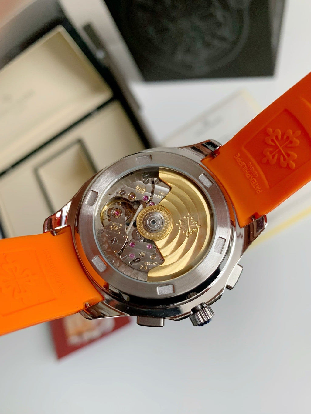 Aquanaut Chronograph Automatic – Black Dial, Orange Rubber Strap | 42.2mm