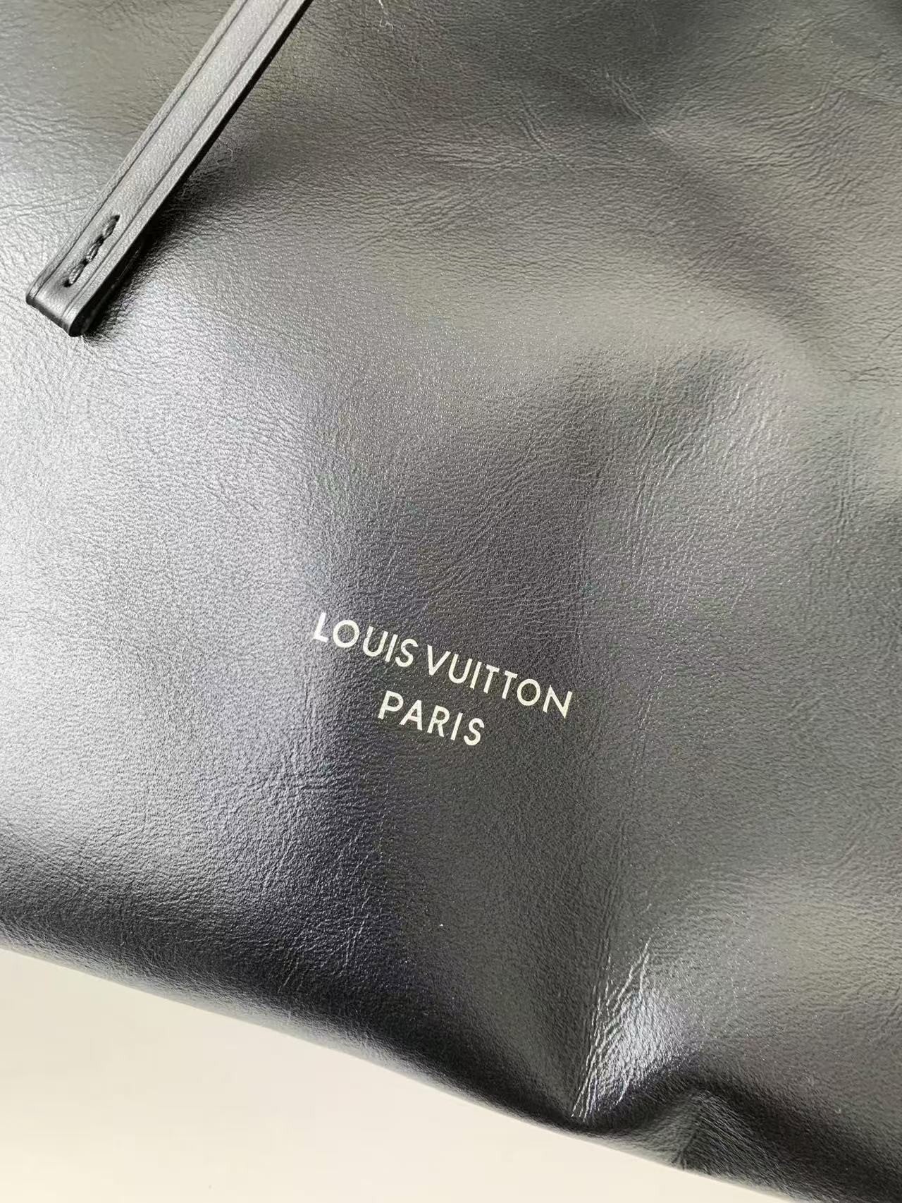 CarryAll Dark Leather Shoulder Bag