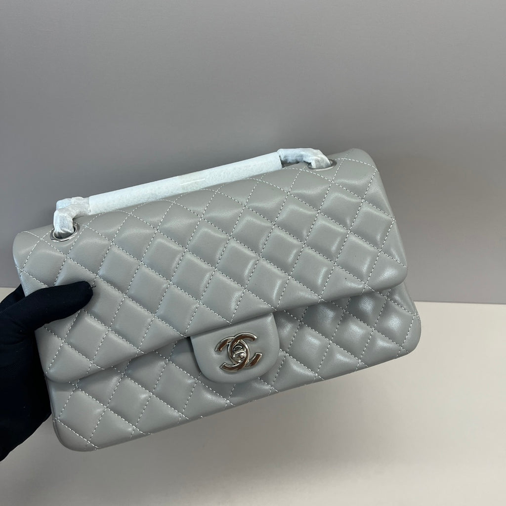 2.55 Classic Lambskin Double Flap Bag