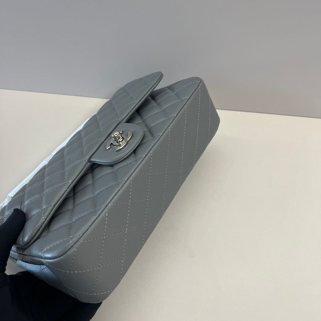 2.55 Classic Lambskin Double Flap Bag