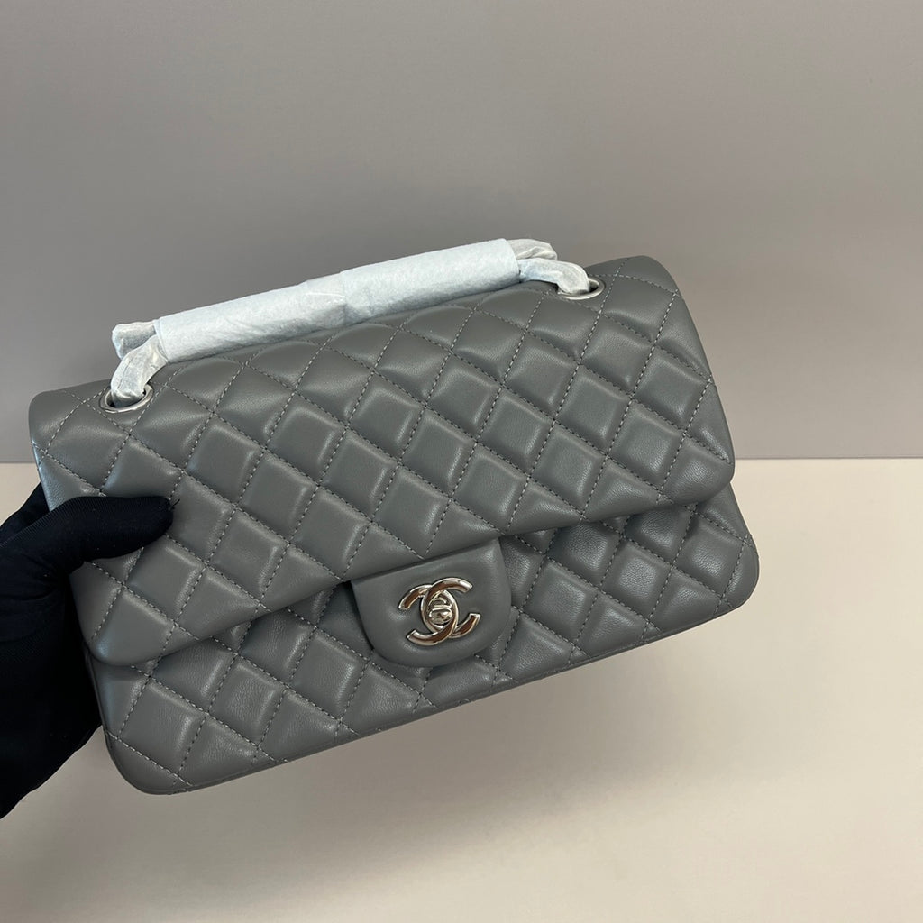 2.55 Classic Lambskin Double Flap Bag