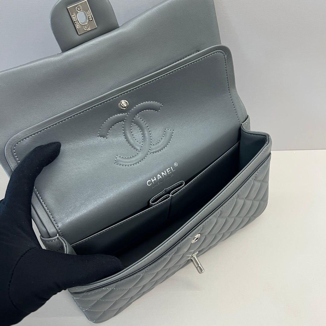 2.55 Classic Lambskin Double Flap Bag