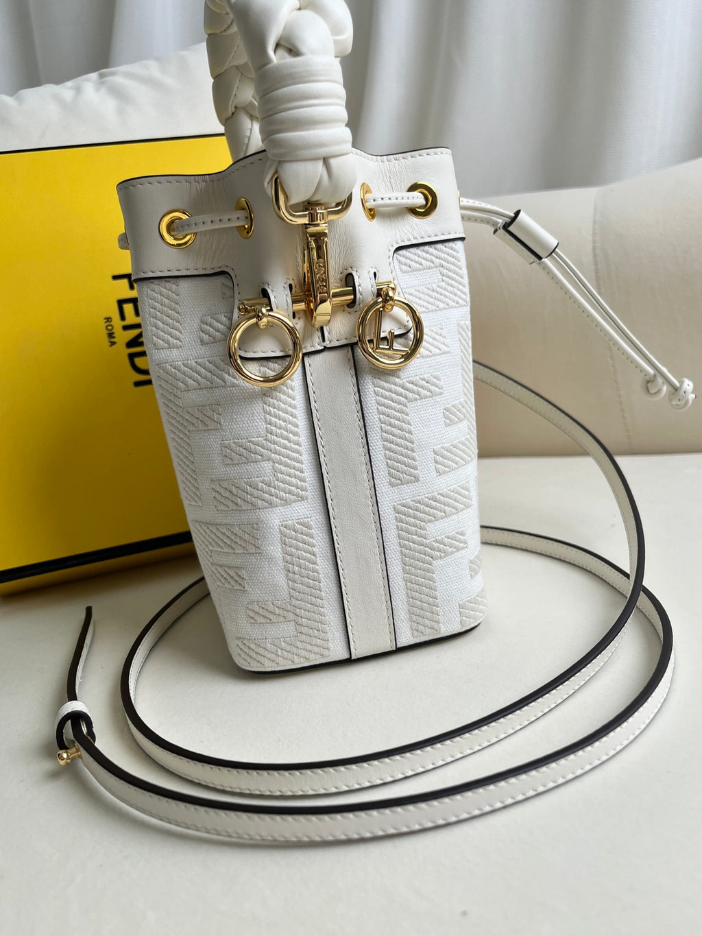 Mini Mon Tresor Bucket Bag