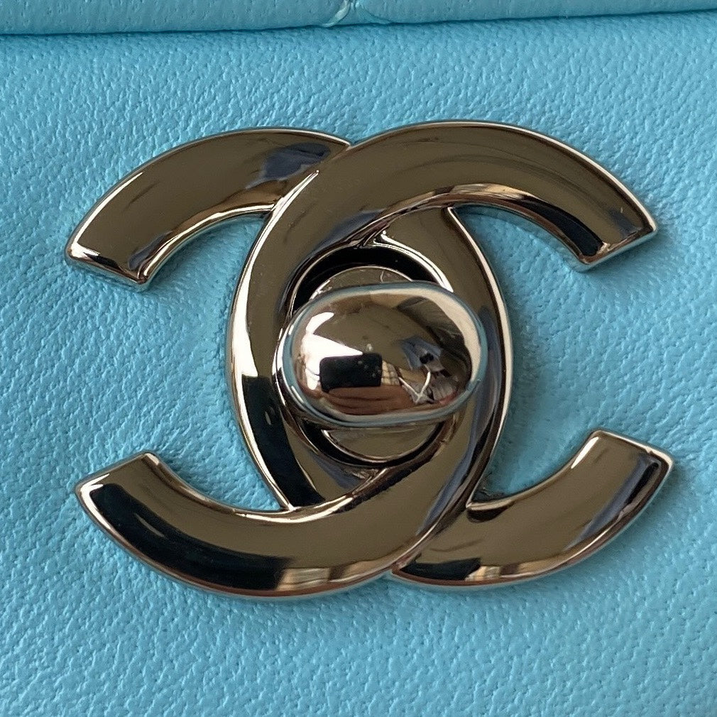 1.55 Classic Quilted Flap Bag