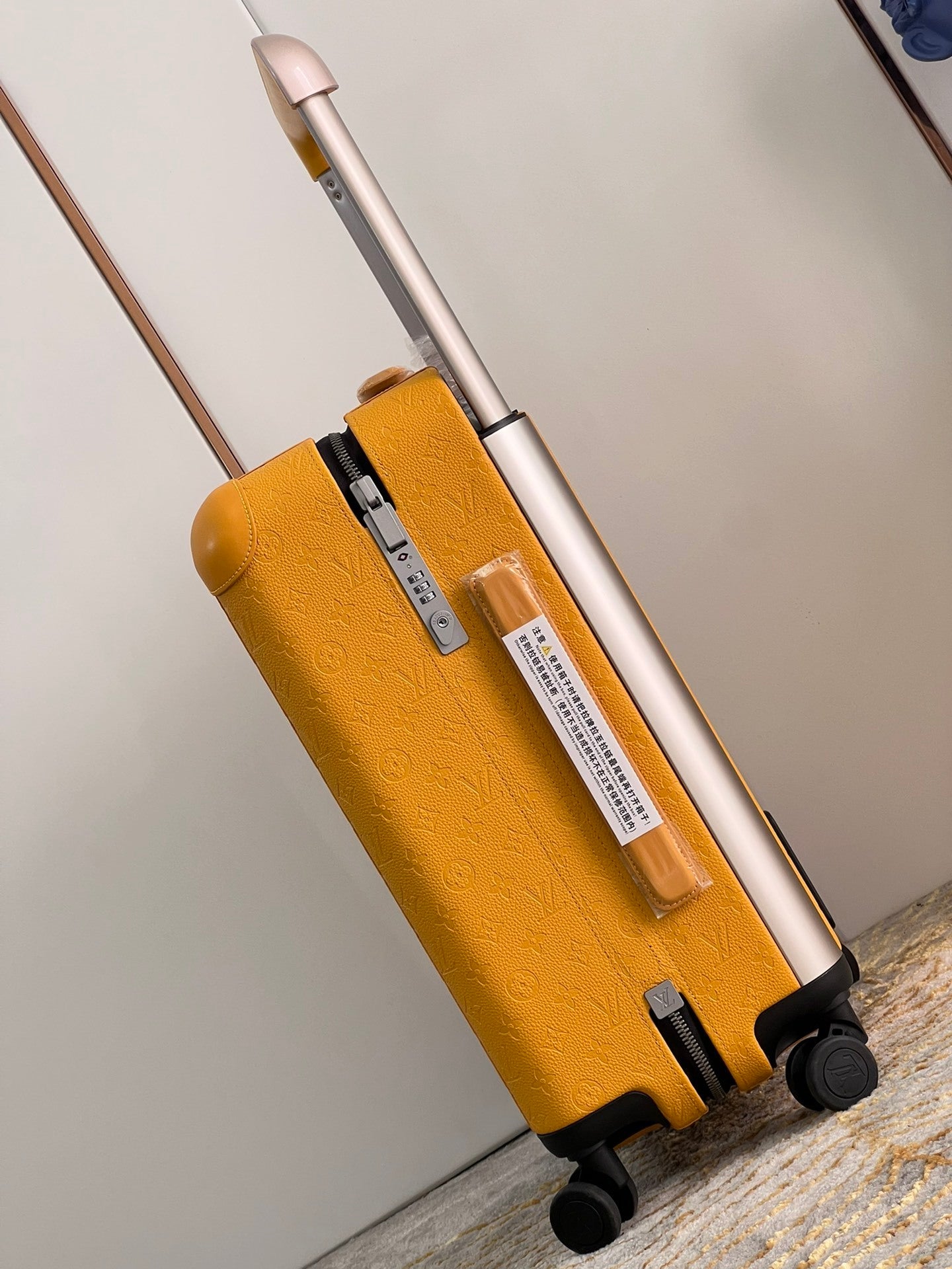 Horizon Style Cabin Suitcase