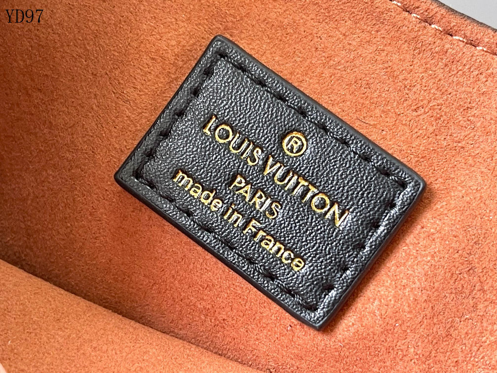 Low Key Shoulder Bag