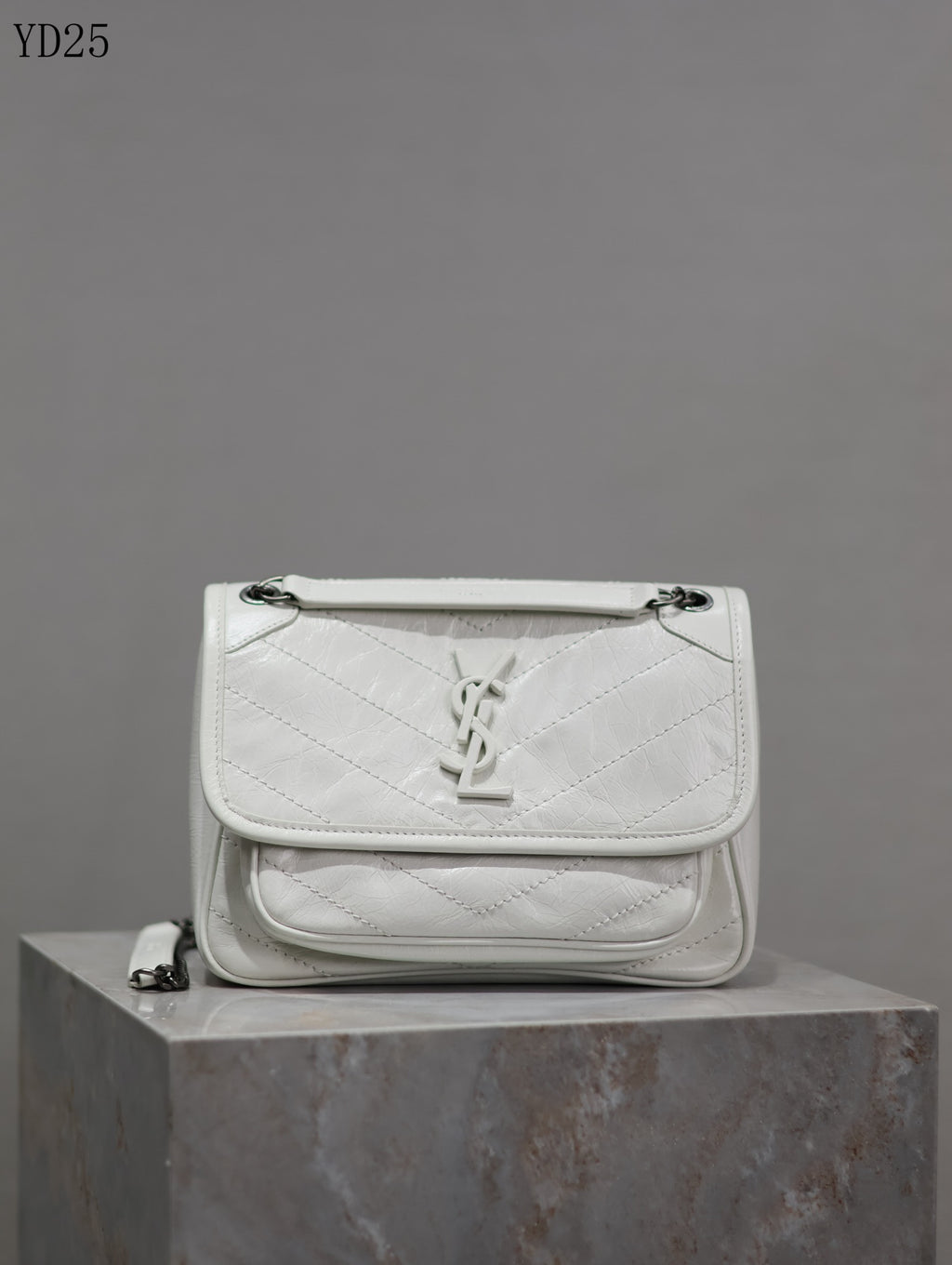 Niki Medium Patent Leather Shoulder Bag