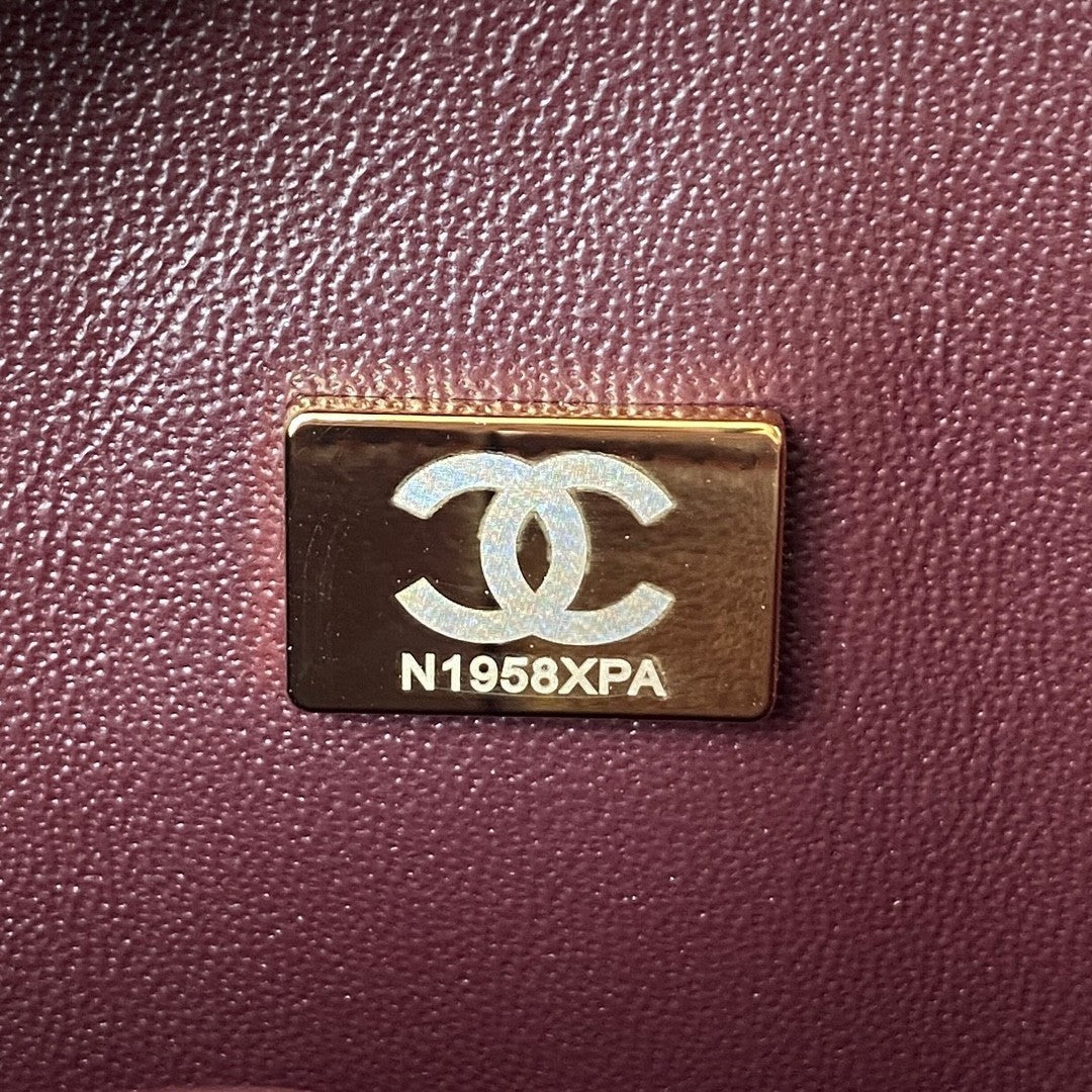 2.55 Caviar Leather - Gold hardware