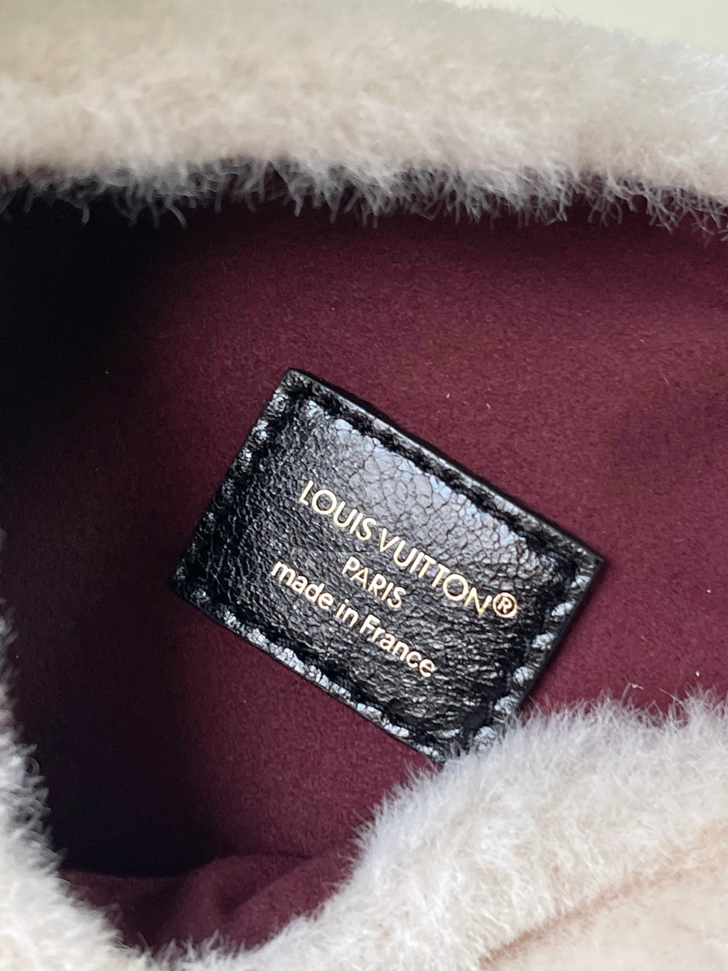 Ski Pochette Mia Shearling Handbag
