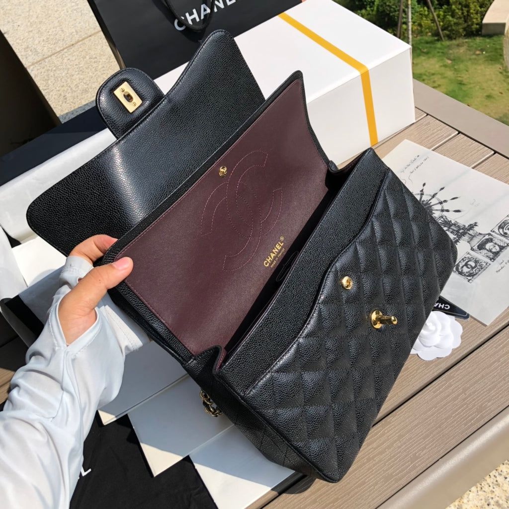 3.55 Large Caviar Leather Classic Double Flap Bag - Gold hardware