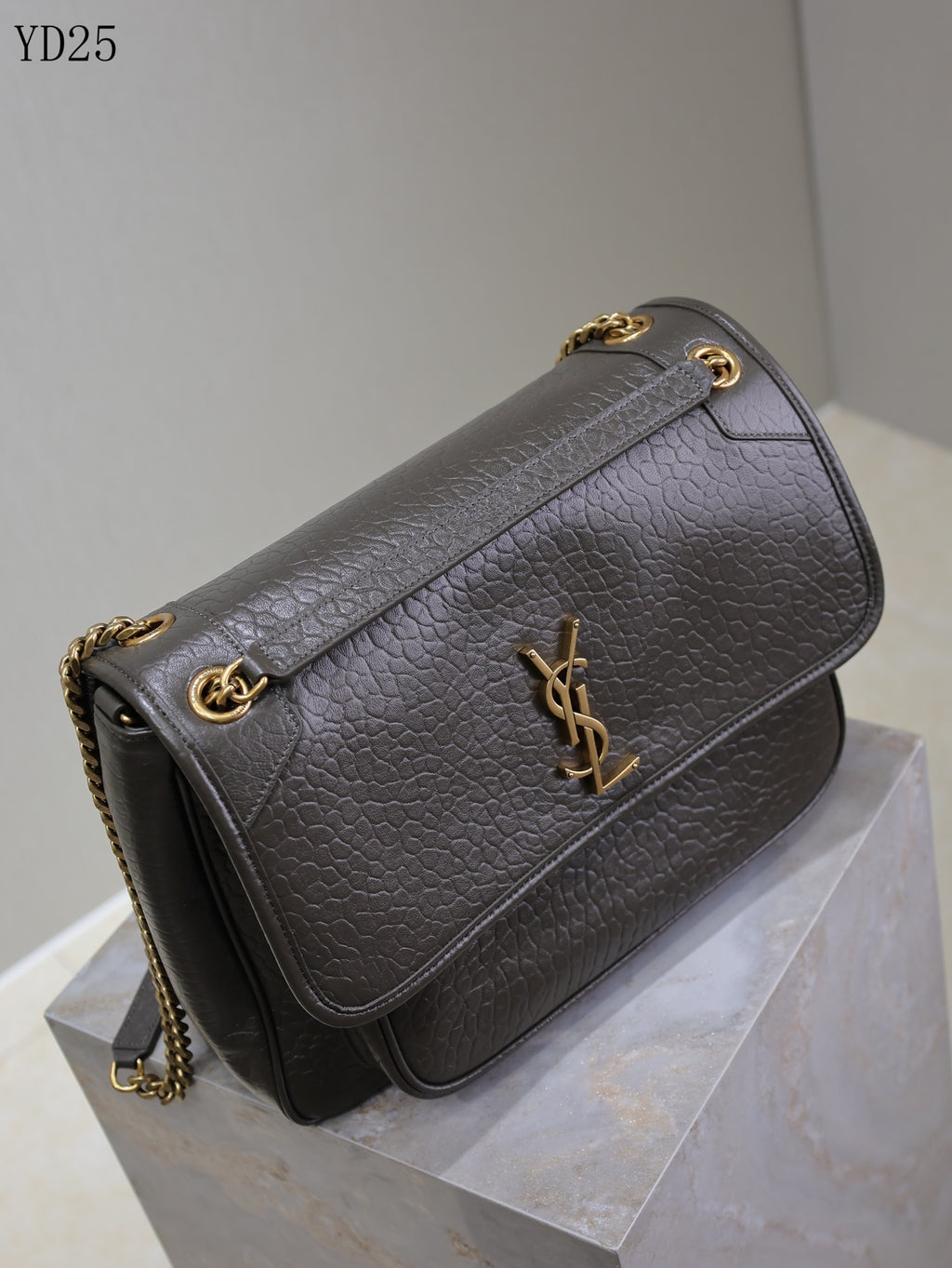 Niki Medium Grained Leather Bag