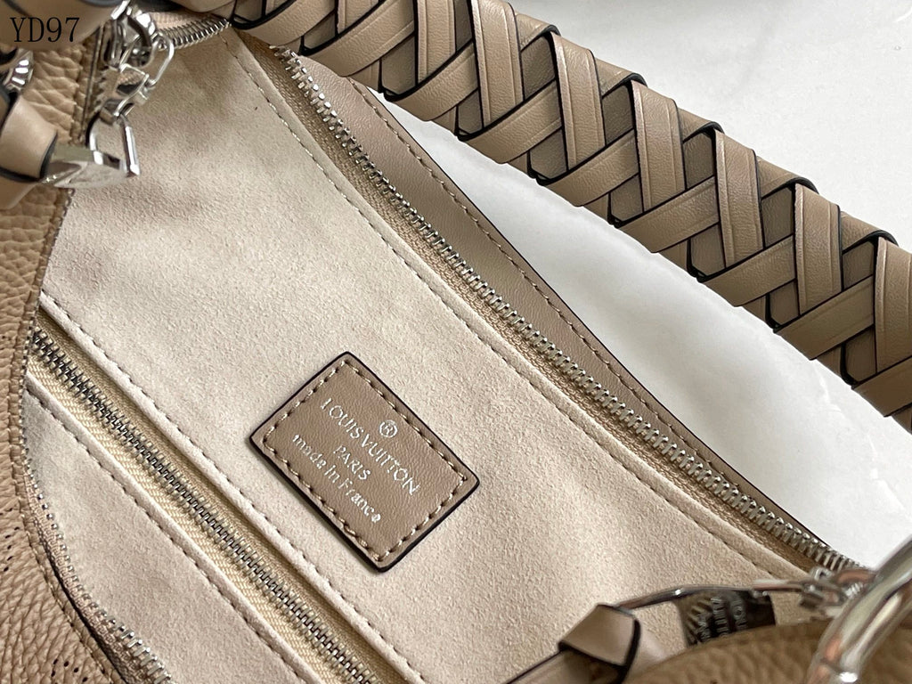 Beaubourg Hobo MM Bag