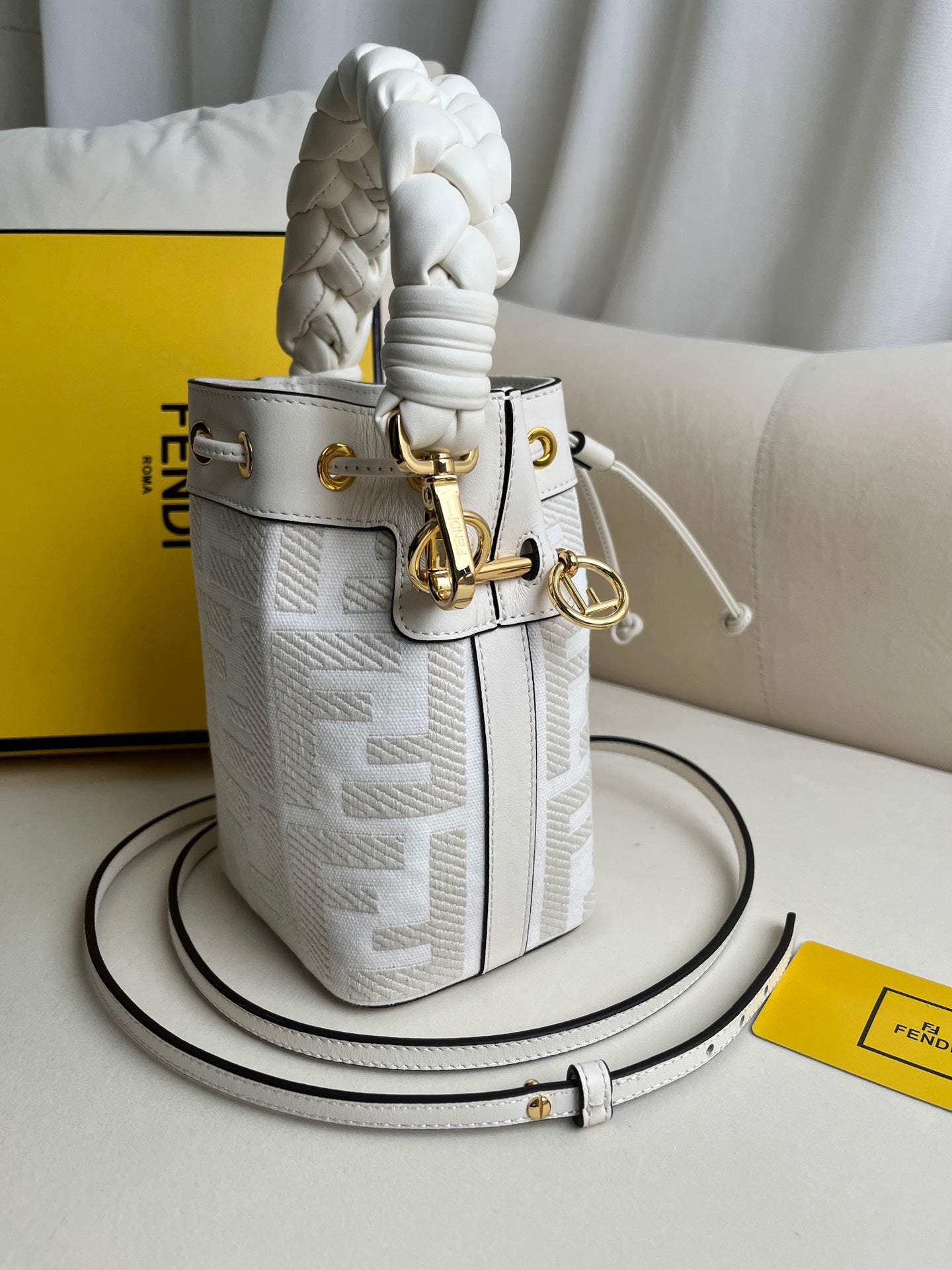 Mini Mon Tresor Bucket Bag