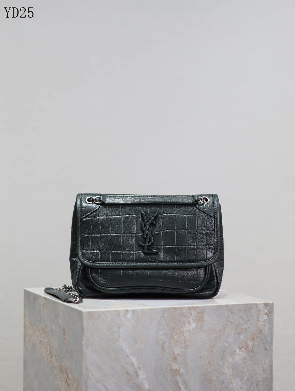 Niki Medium Patent Leather Shoulder Bag