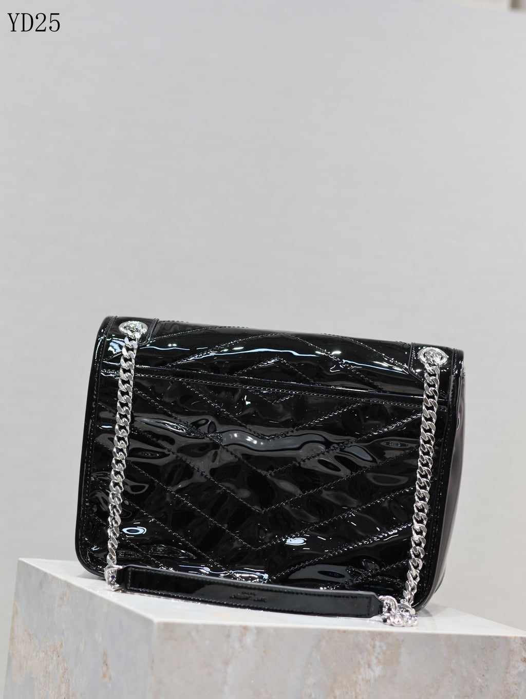 Niki Medium Patent Leather Shoulder Bag