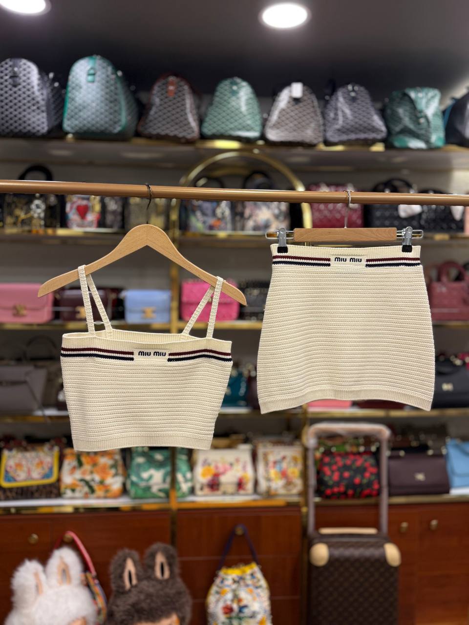 Cropped Textured Knit Top With Contrasting Stripes In