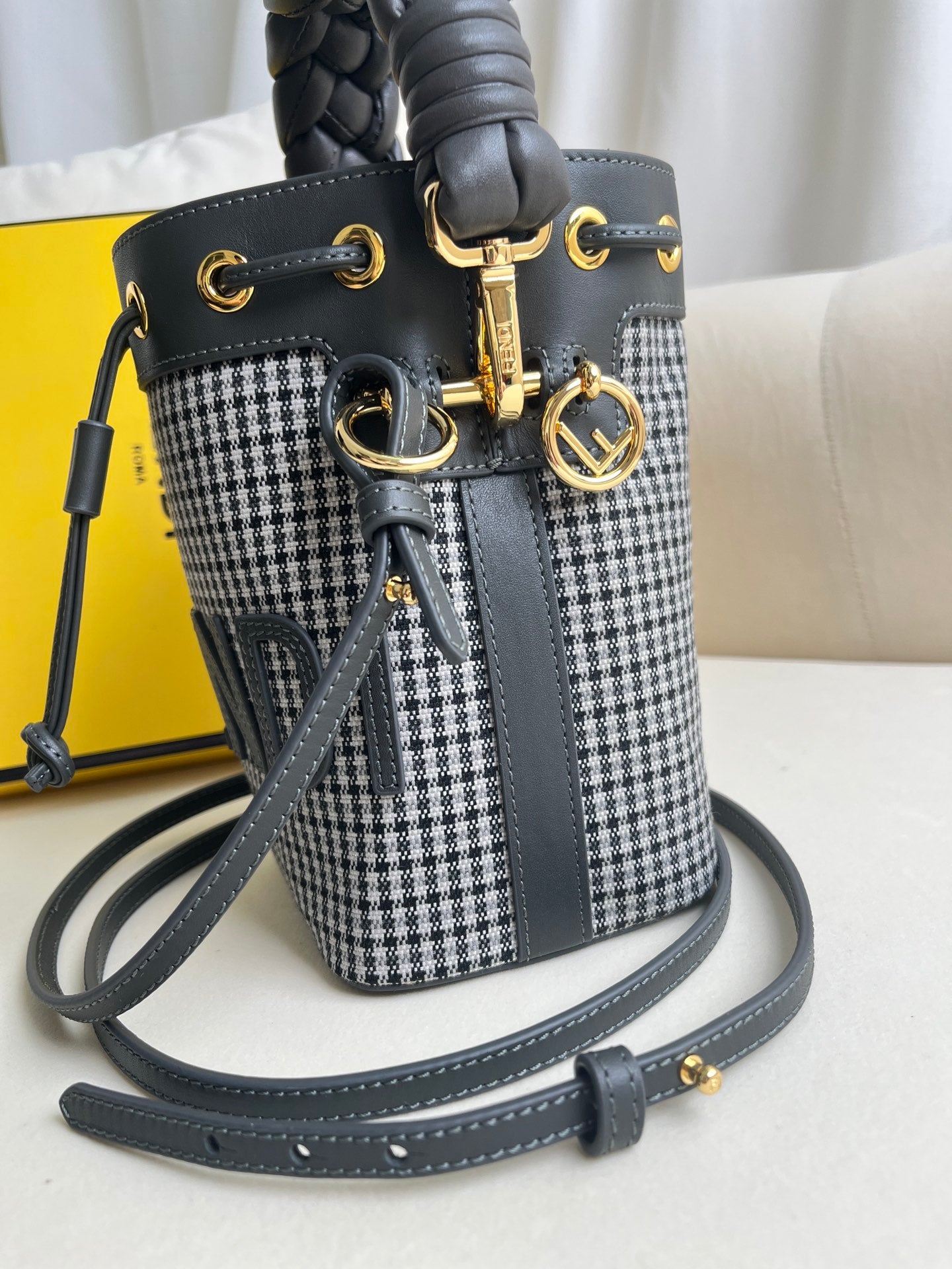 Mini Mon Tresor Bucket Bag