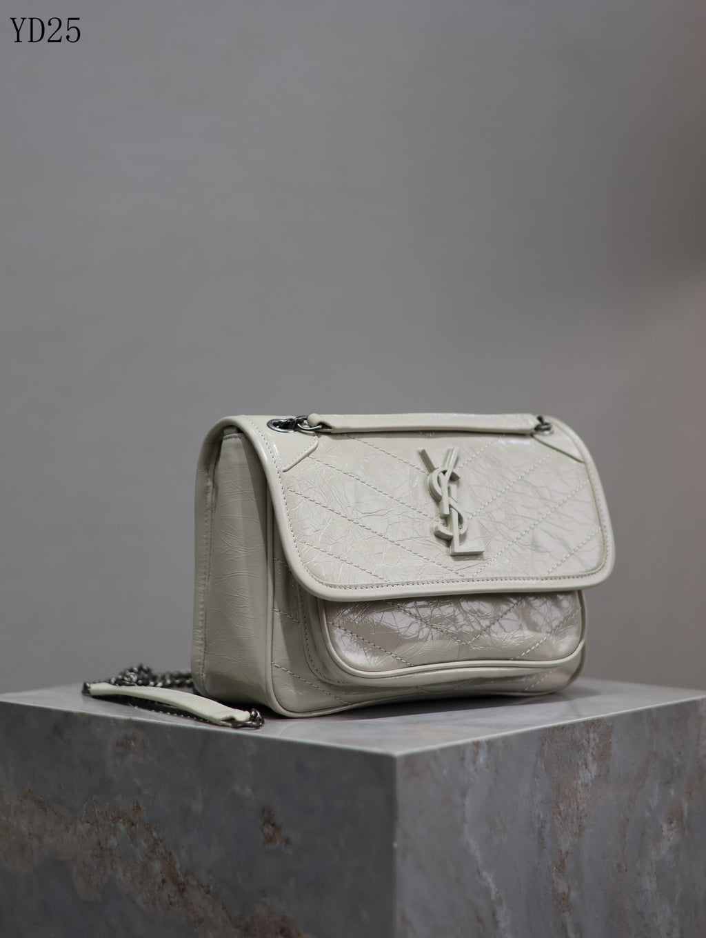 Niki Medium Patent Leather Shoulder Bag