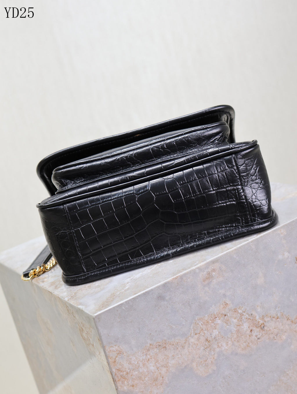 Niki Medium Patent Leather Shoulder Bag