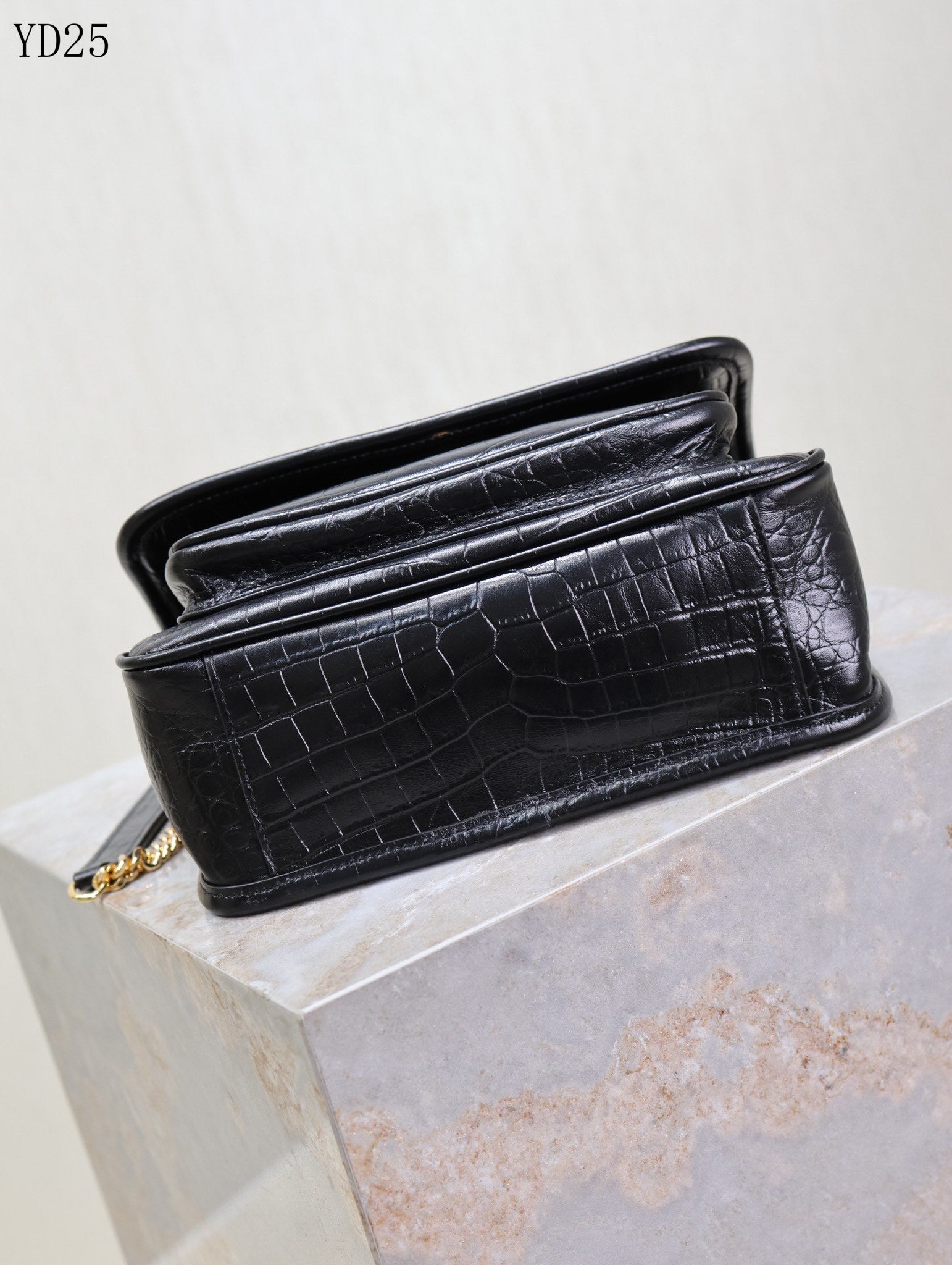 Niki Medium Patent Leather Shoulder Bag