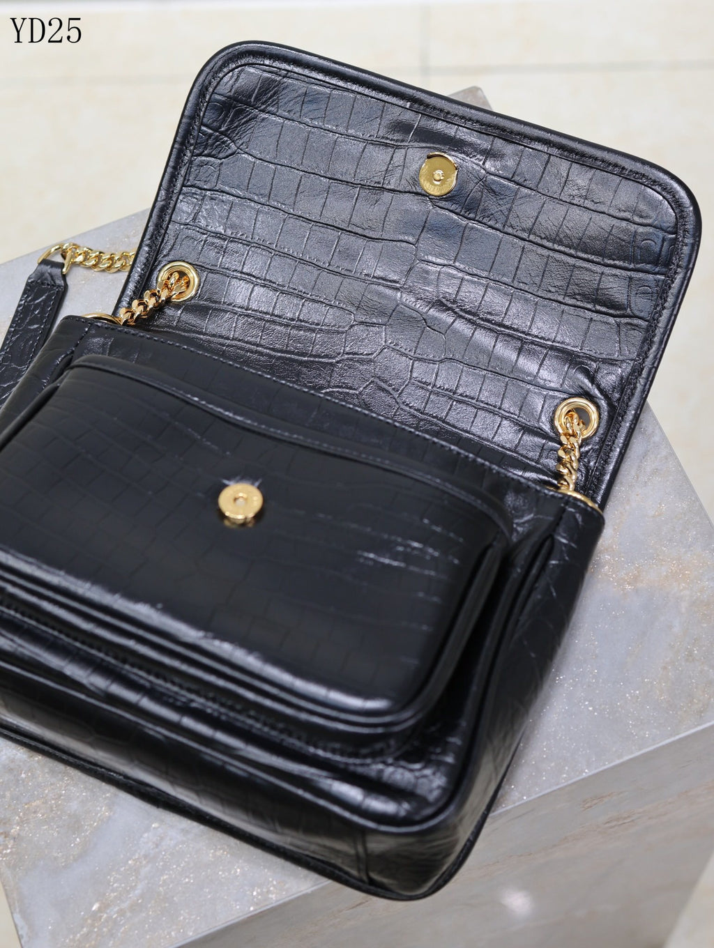 Niki Medium Patent Leather Shoulder Bag