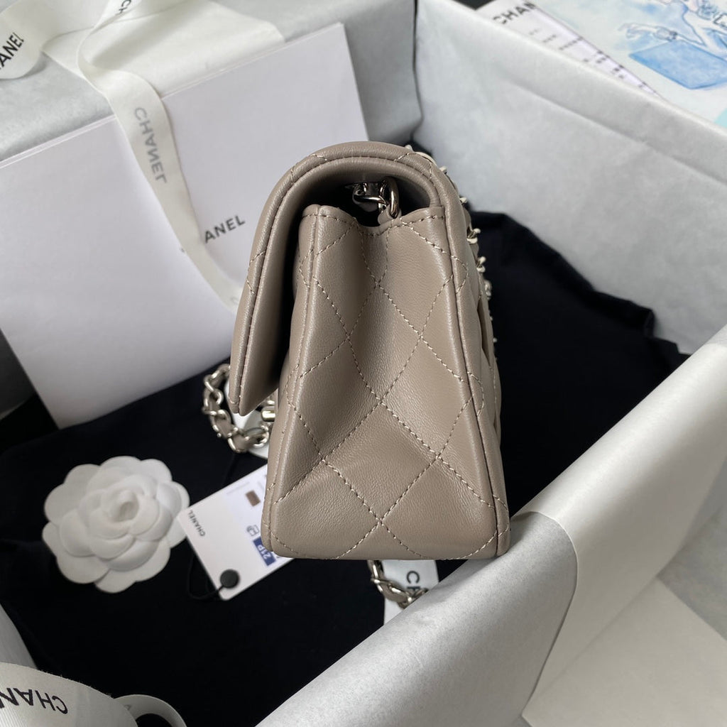 1.55 Classic Quilted Flap Bag