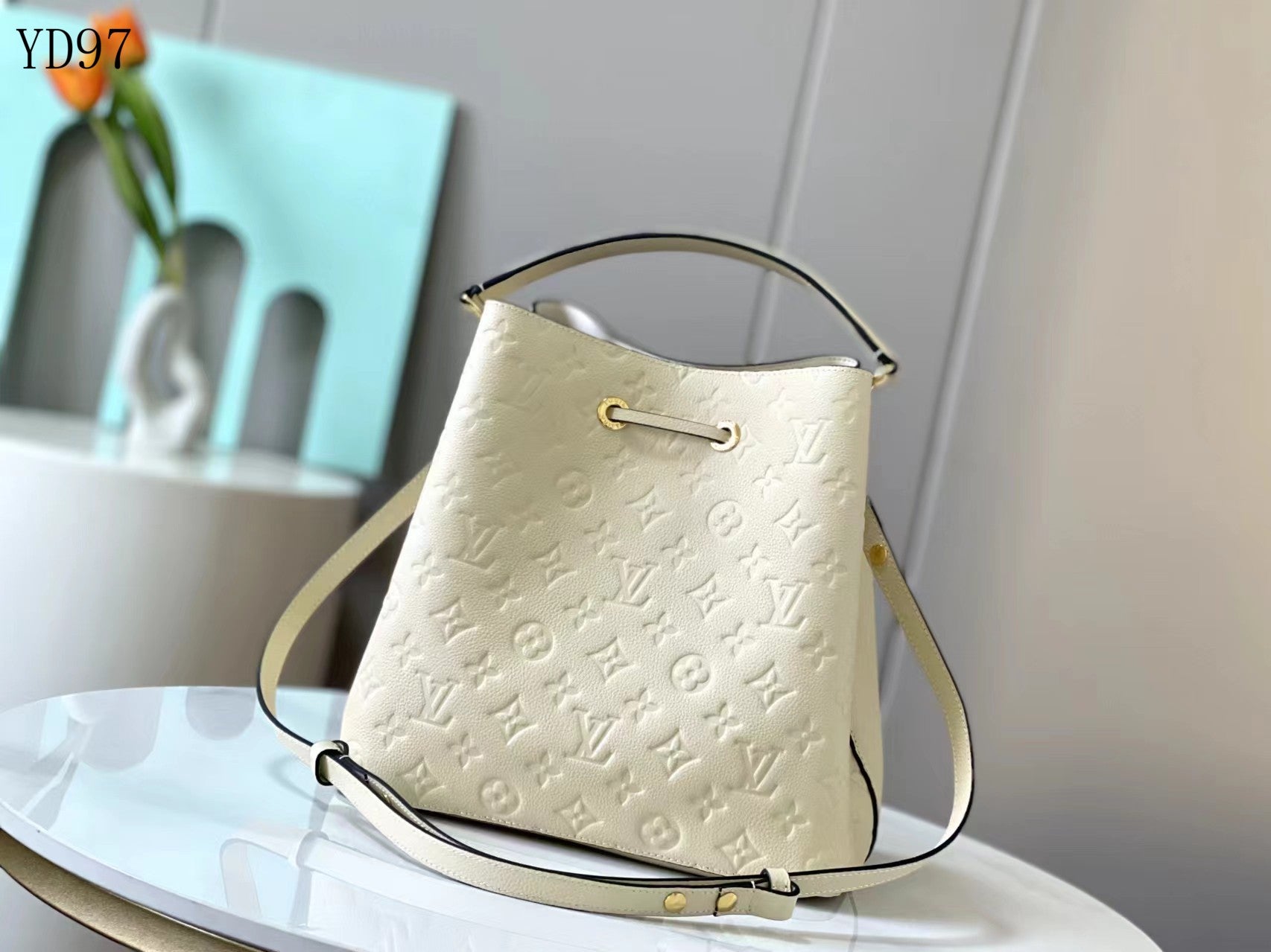 NéoNoé MM Bucket Bag