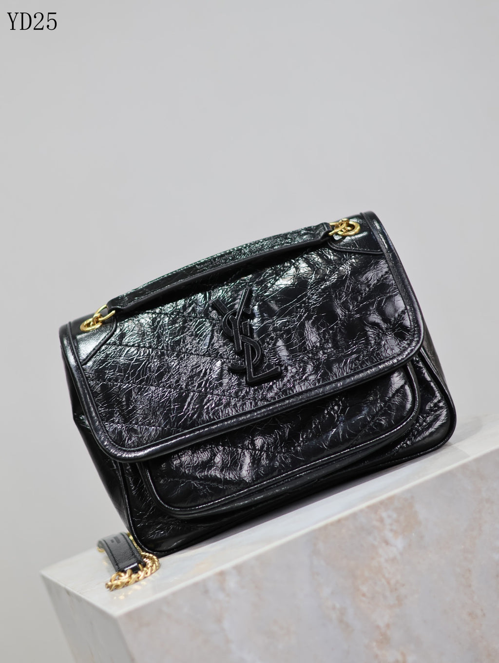 Niki Medium Patent Leather Shoulder Bag