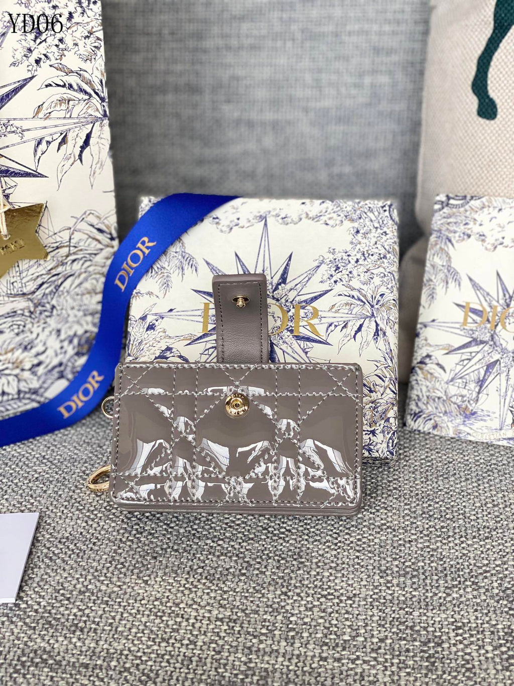 Quilted Leather Compact Wallet