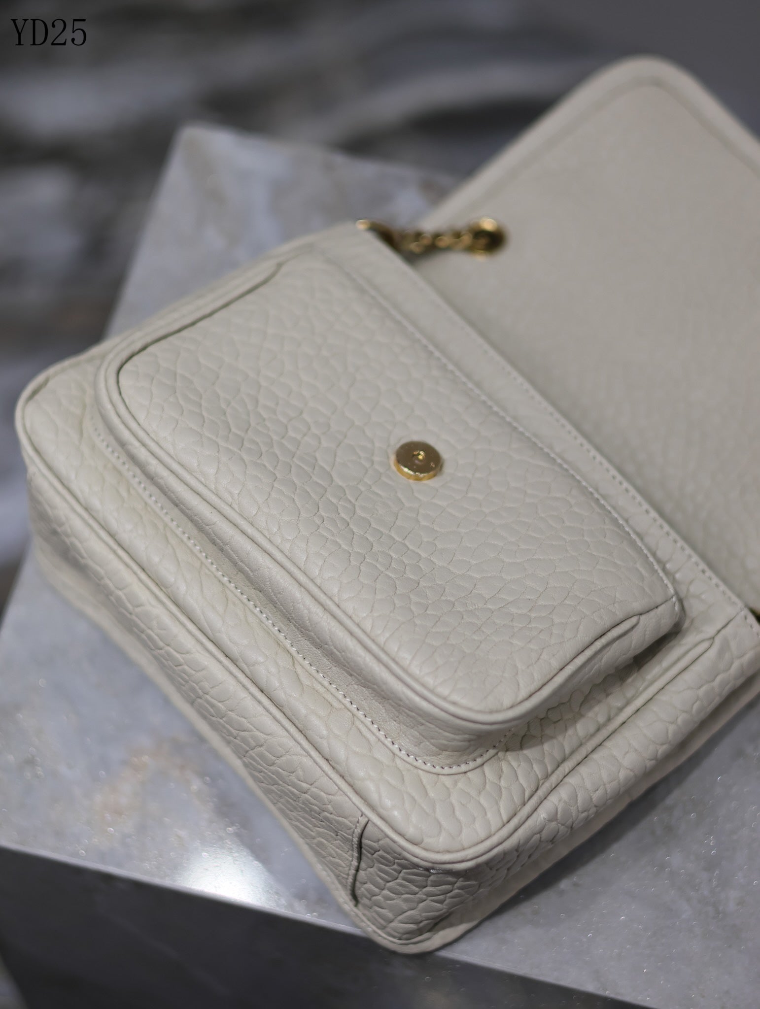 Niki Grained Leather Bag