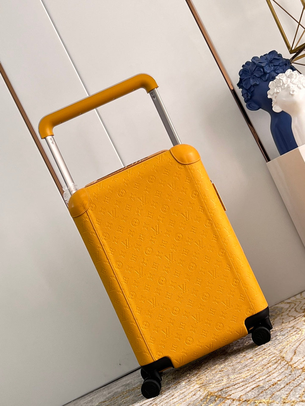 Horizon Style Cabin Suitcase