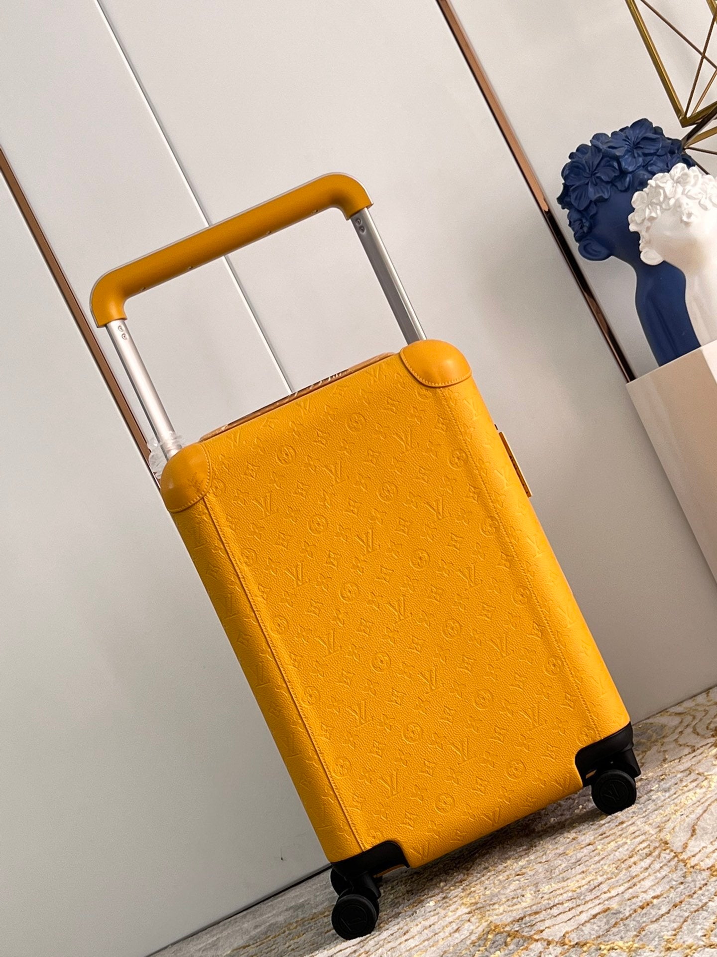 Horizon Style Cabin Suitcase
