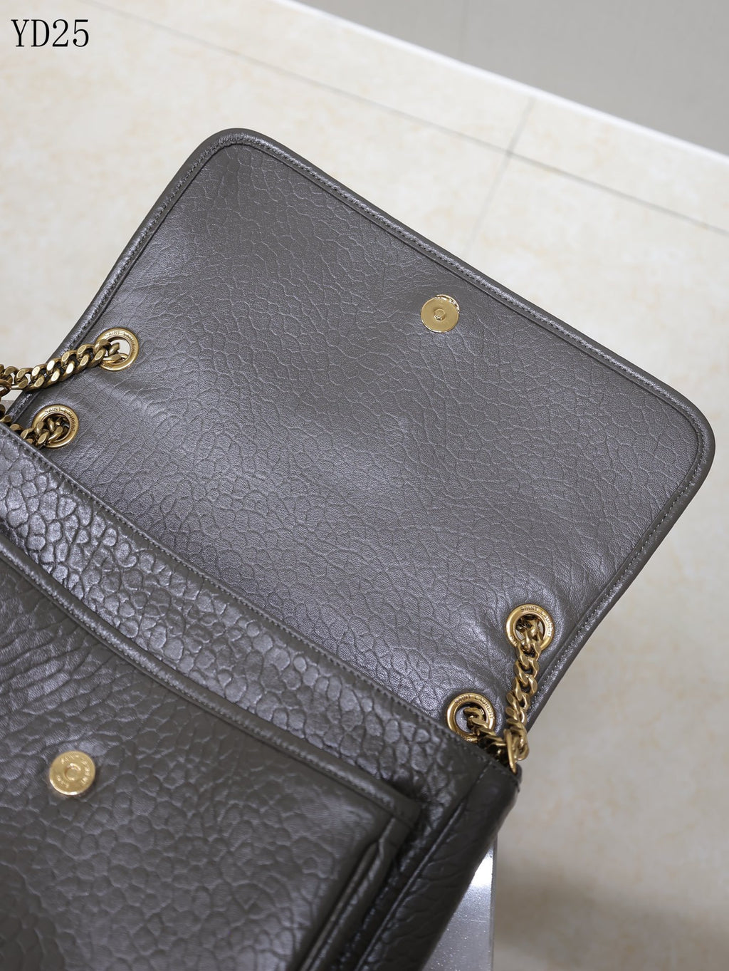 Niki Medium Grained Leather Bag