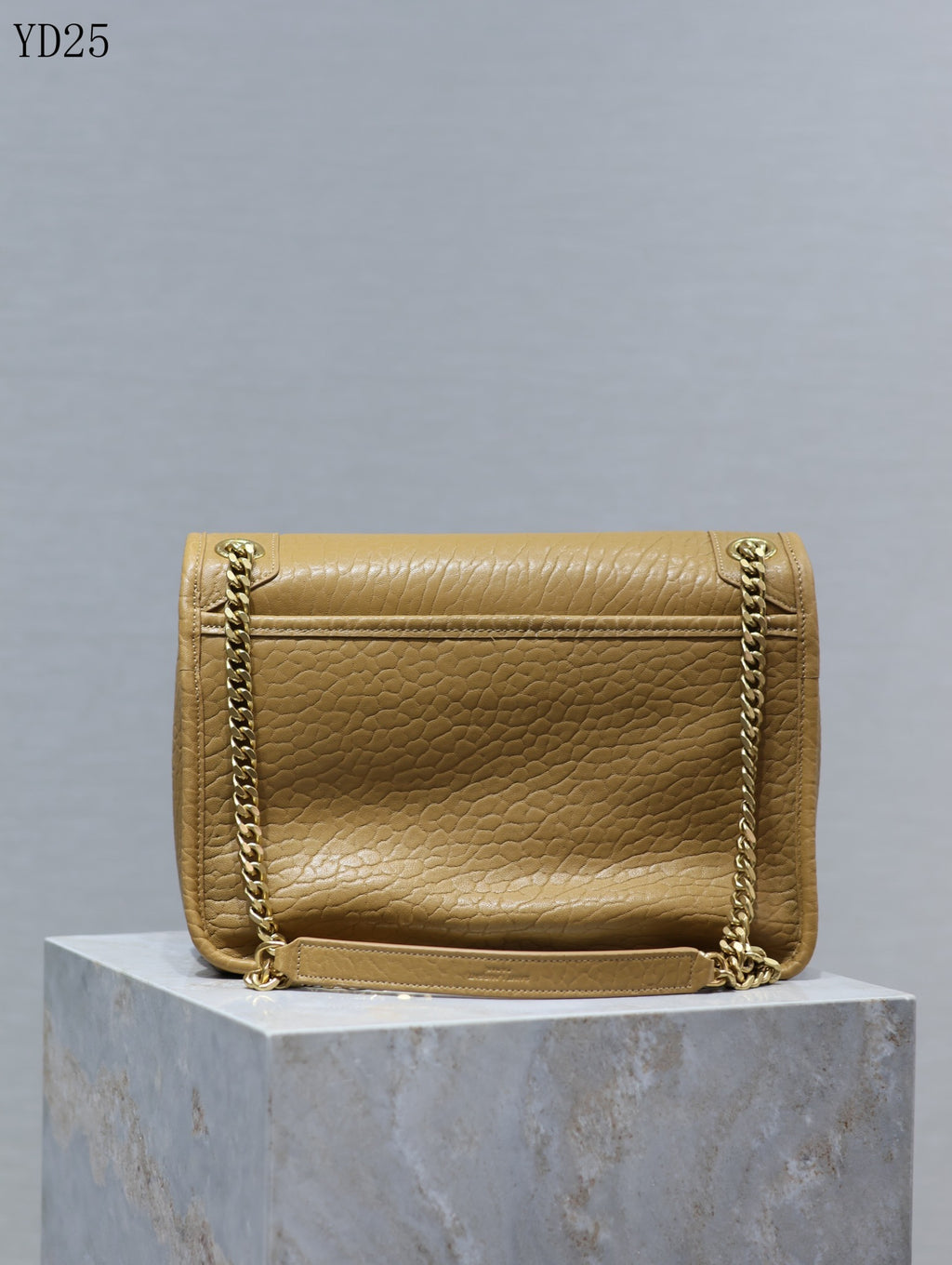 Niki Medium Shoulder Bag