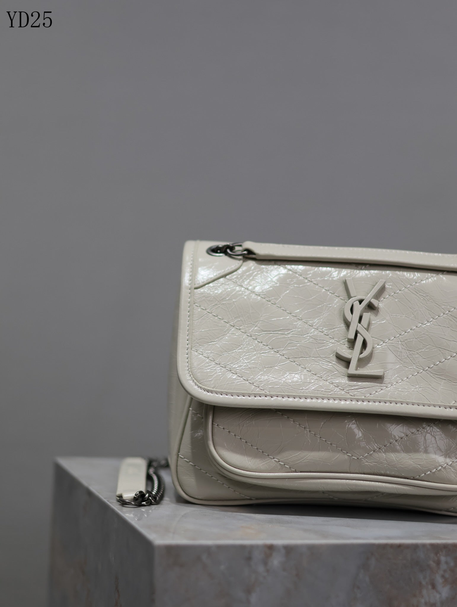 Niki Medium Patent Leather Shoulder Bag