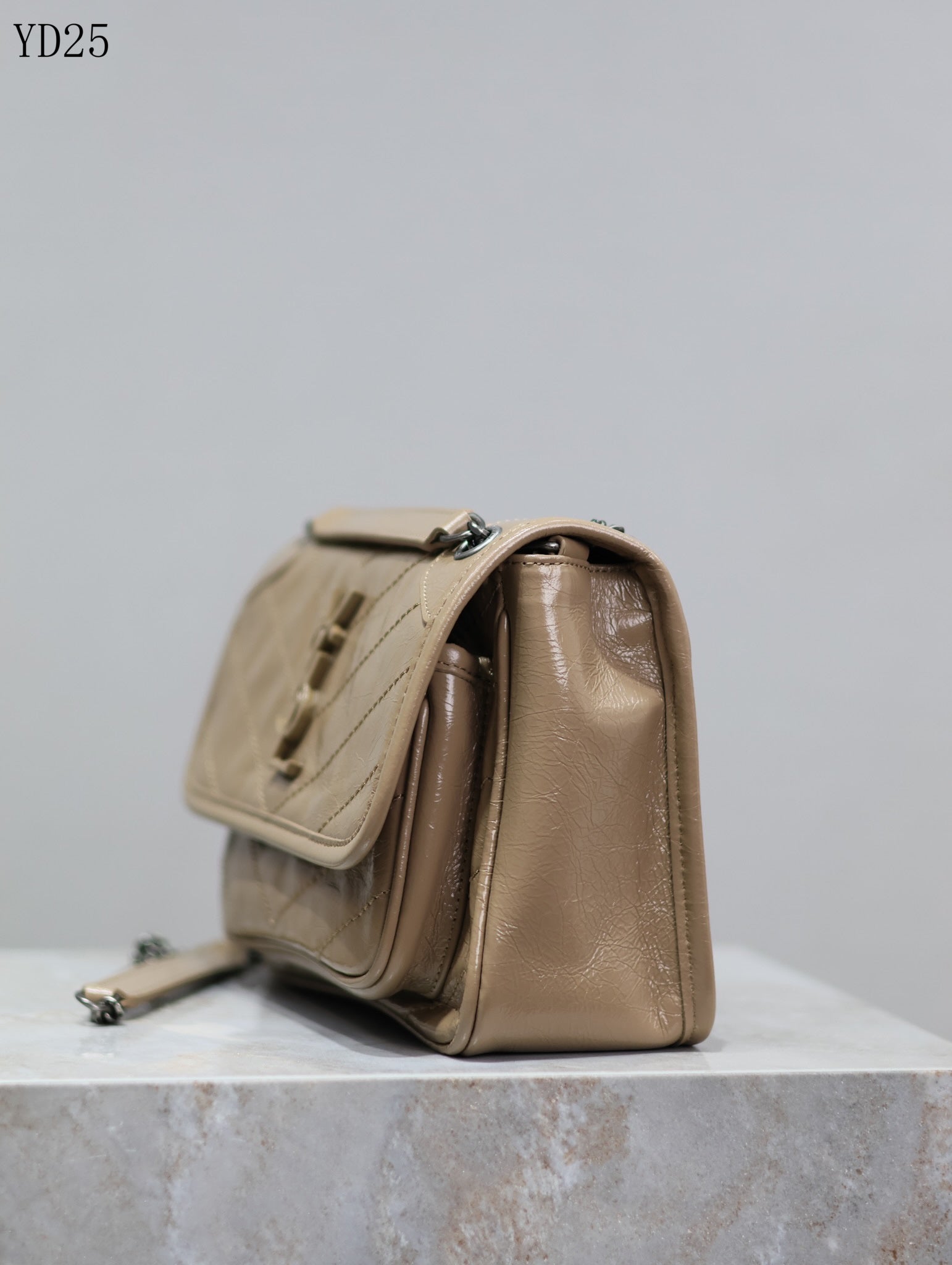 Niki Medium Patent Leather Shoulder Bag