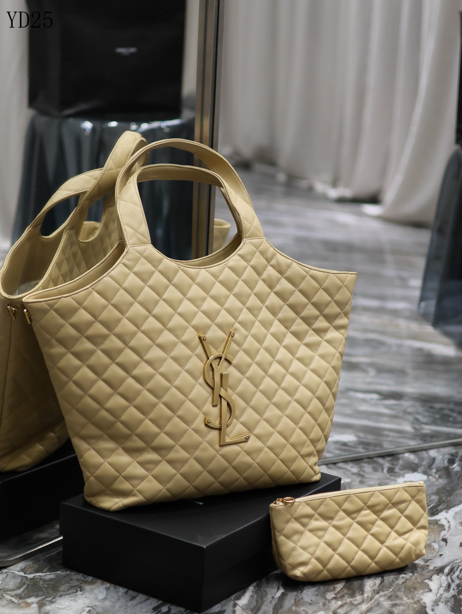 Quilted Oversized Tote Bag