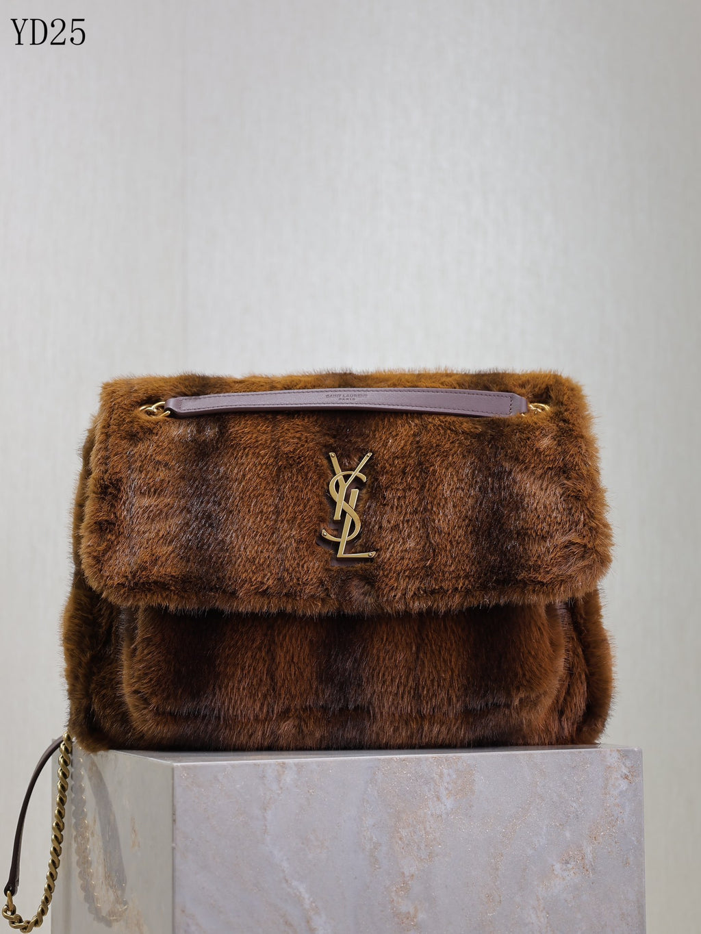 Niki Medium in Shearling Bag
