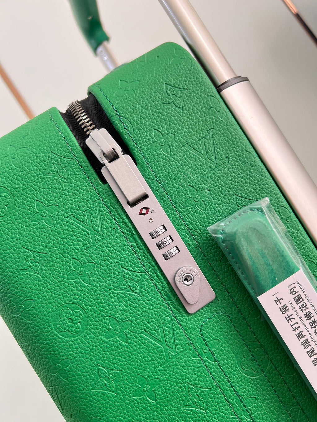 Horizon Style Cabin Suitcase