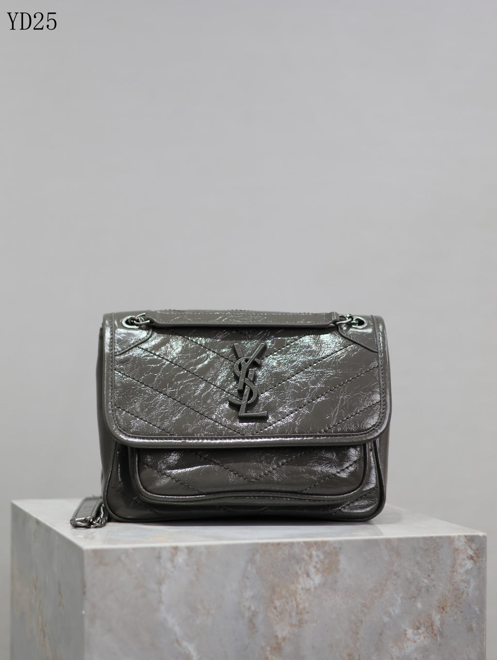 Niki Medium Patent Leather Shoulder Bag
